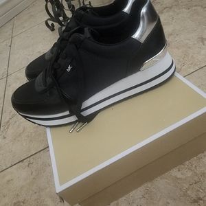 MK tennis shoes